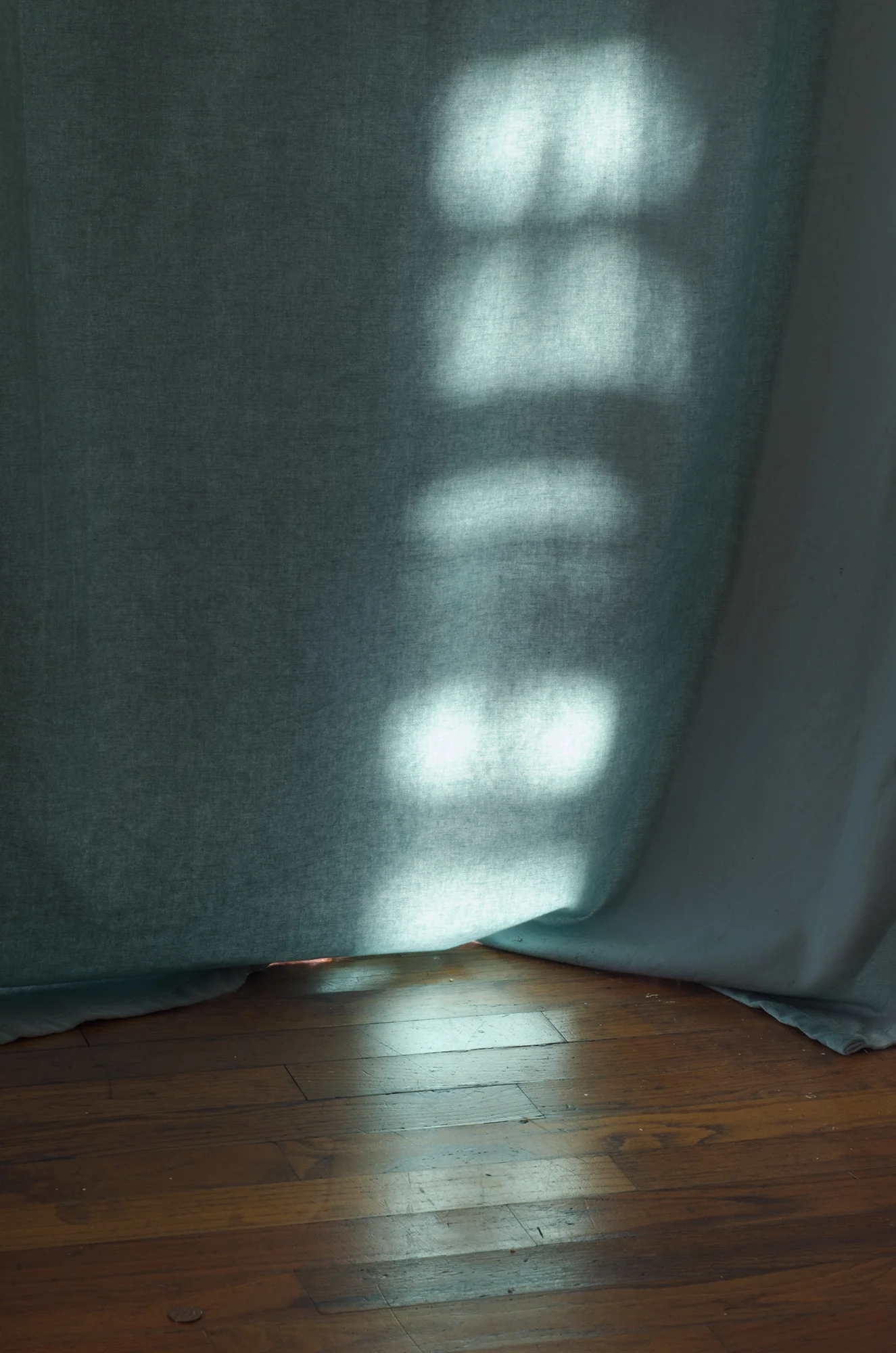 lightandcurtain.jpg