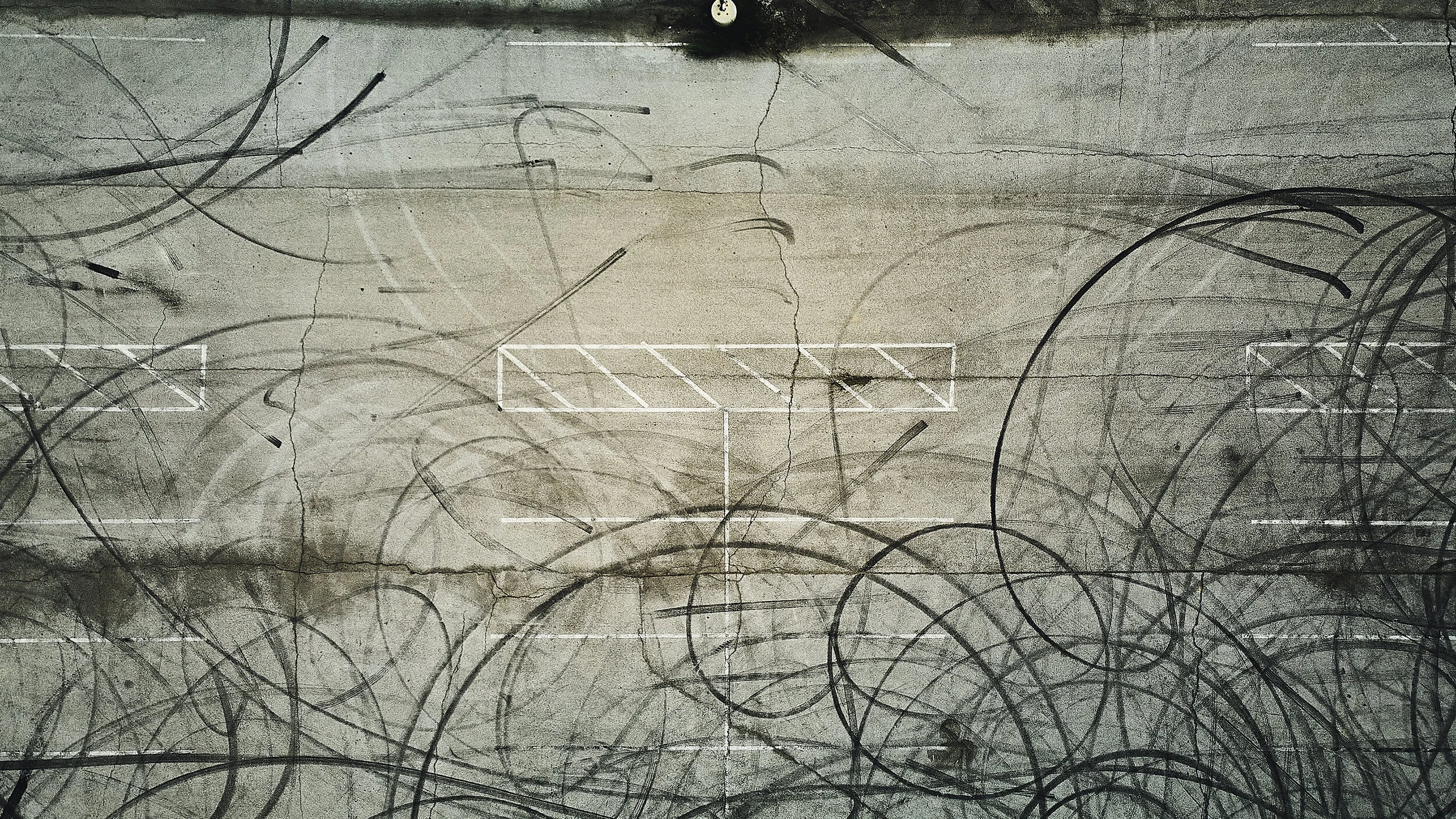 Tire_marks_v1.jpg