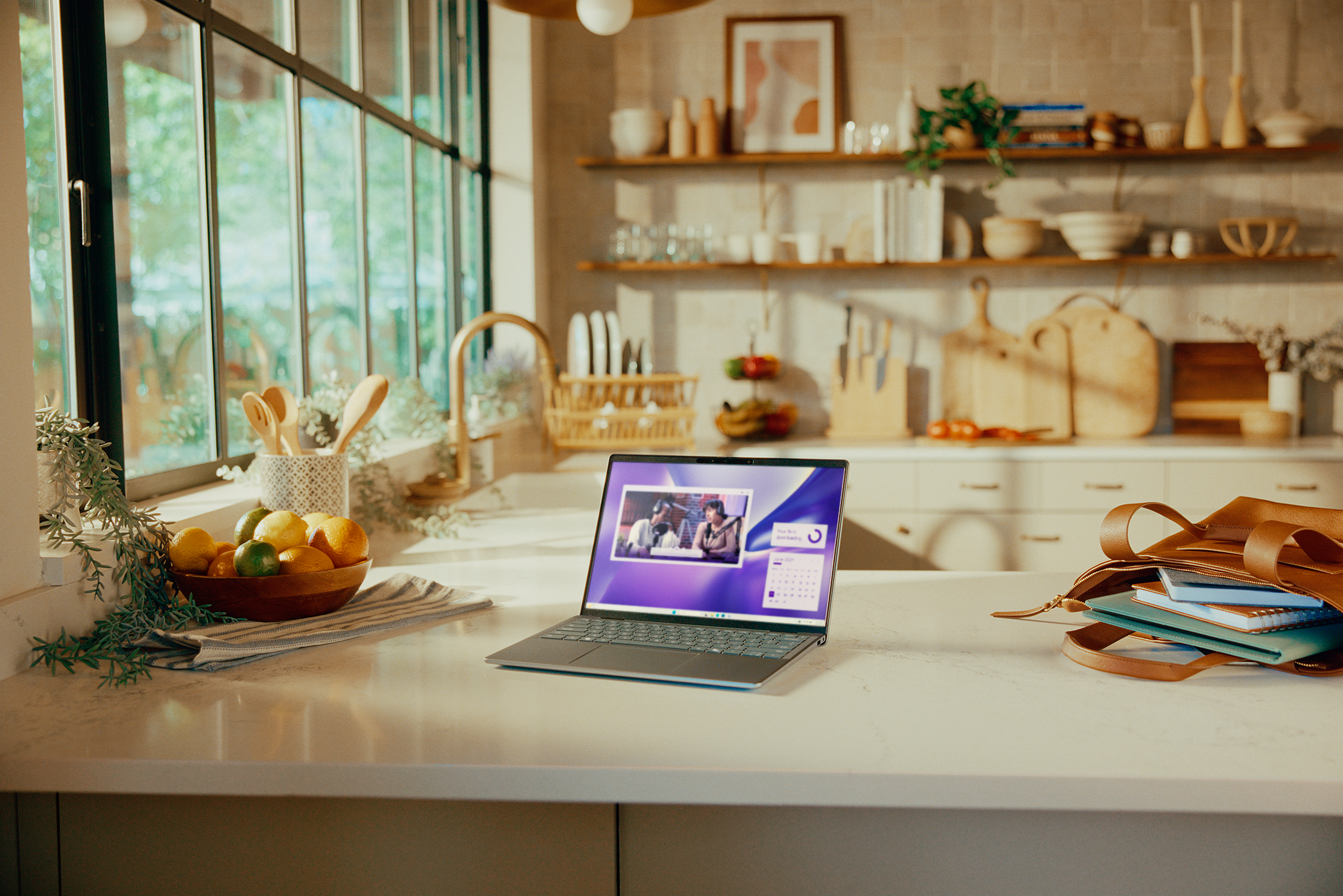 3128-GenAIQualcomm_LifestyleShoot-ins7441-house-v2-generic.png