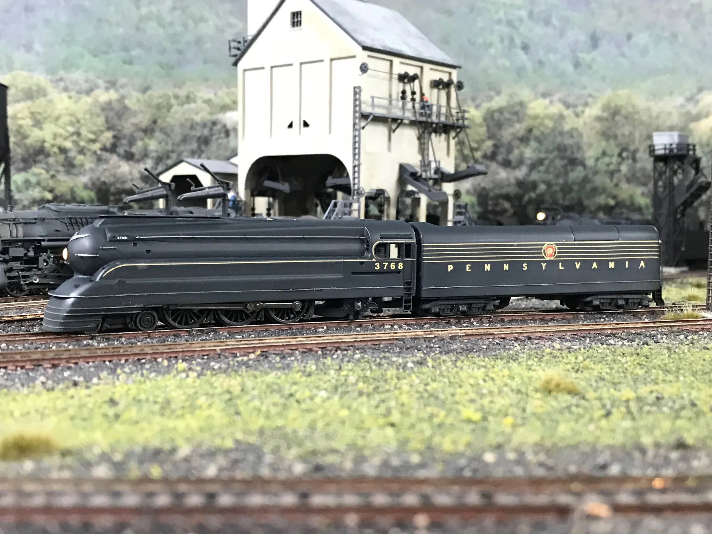 Keystone Details Raymond Lowey Streamlined PRR K4 #3768 by Chris Broughton