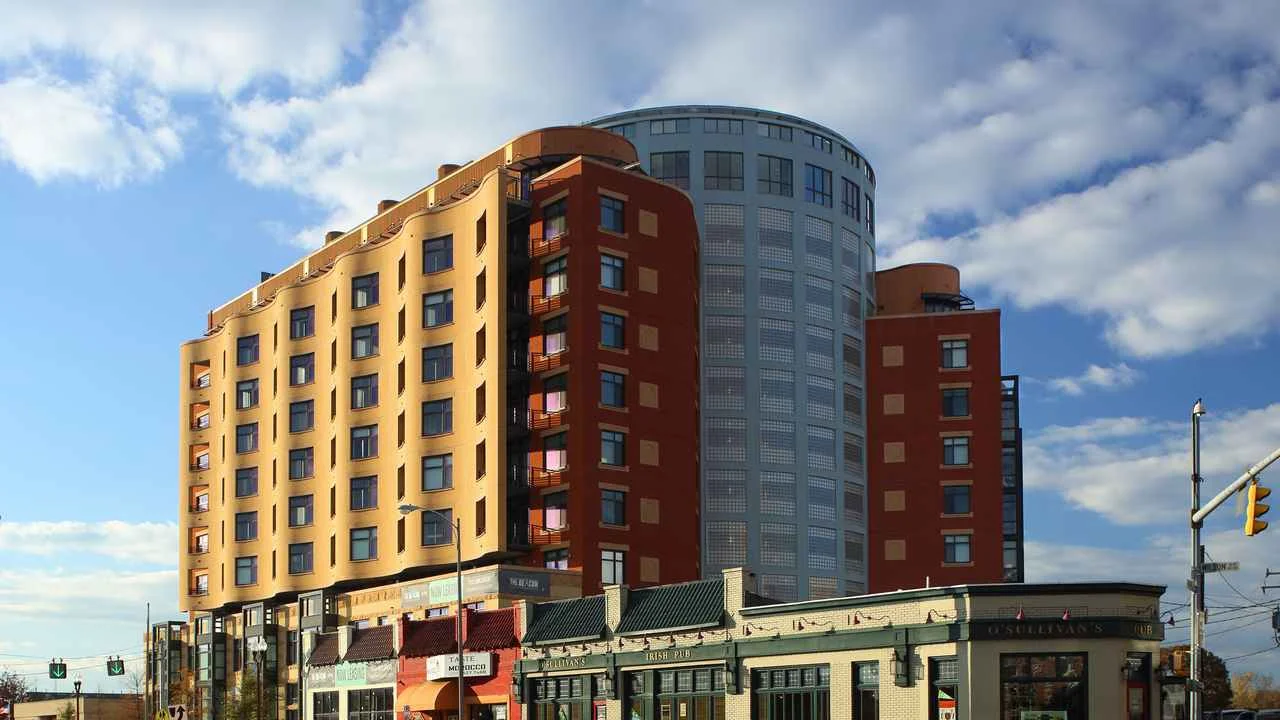 Beacon Clarendon Arlington.jpg