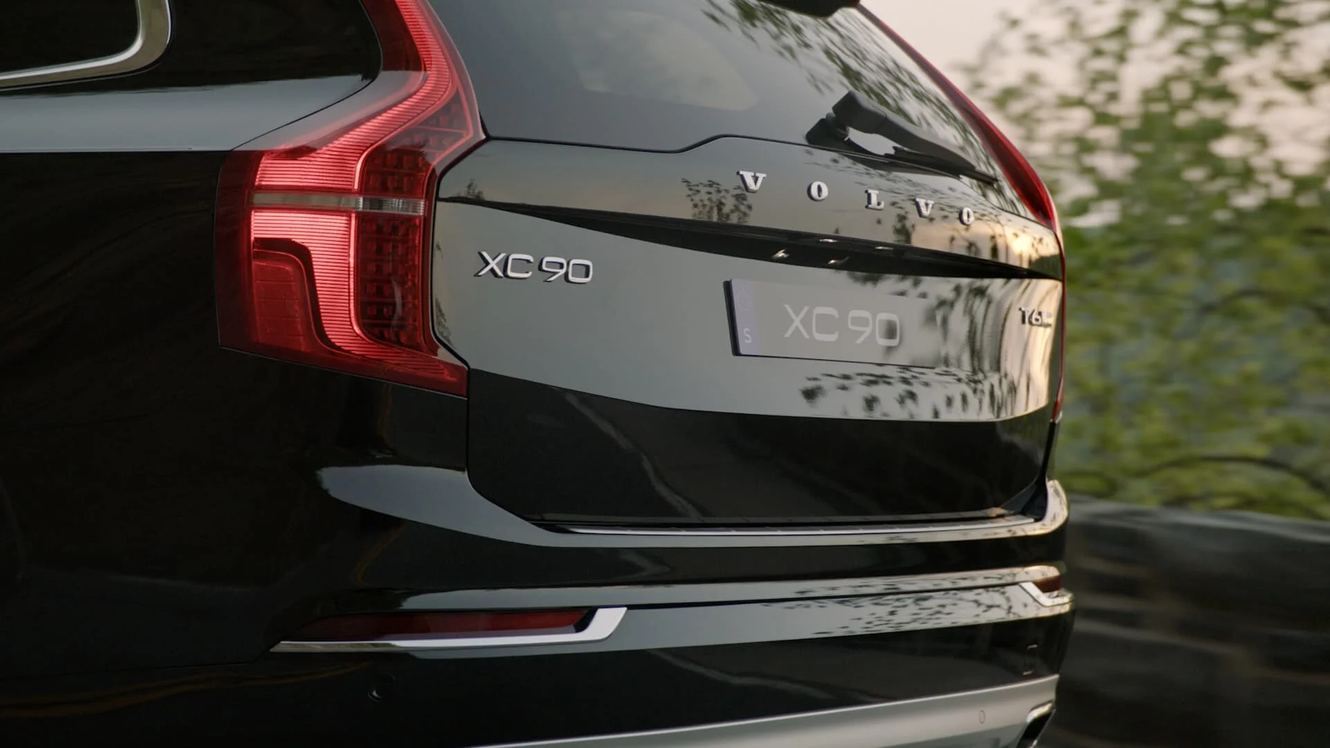 XC90_ROADTRIP_MASTER.mov.00_01_04_23.Still002.jpg