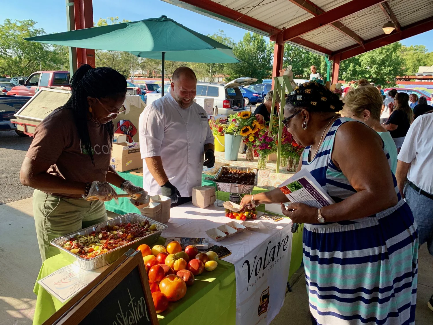 Farmer's Market shelter