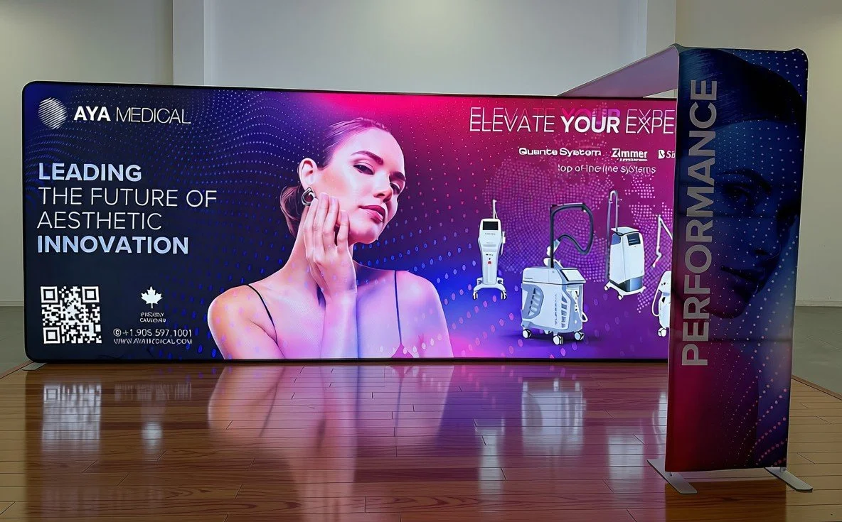20ft x 7.5ft Backlit Display with Bridge