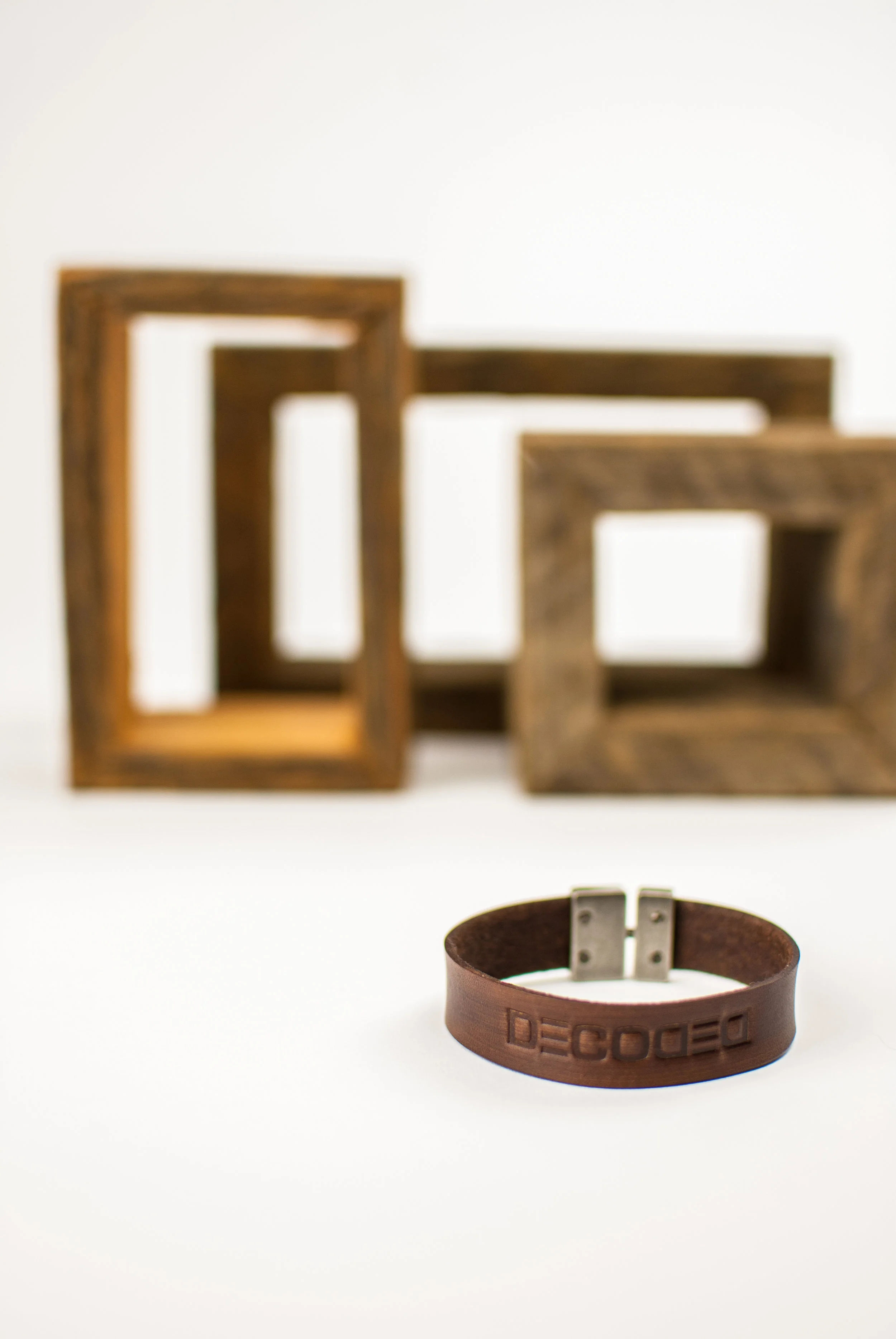 DECODED ARTISANS LEATHER BRACELET