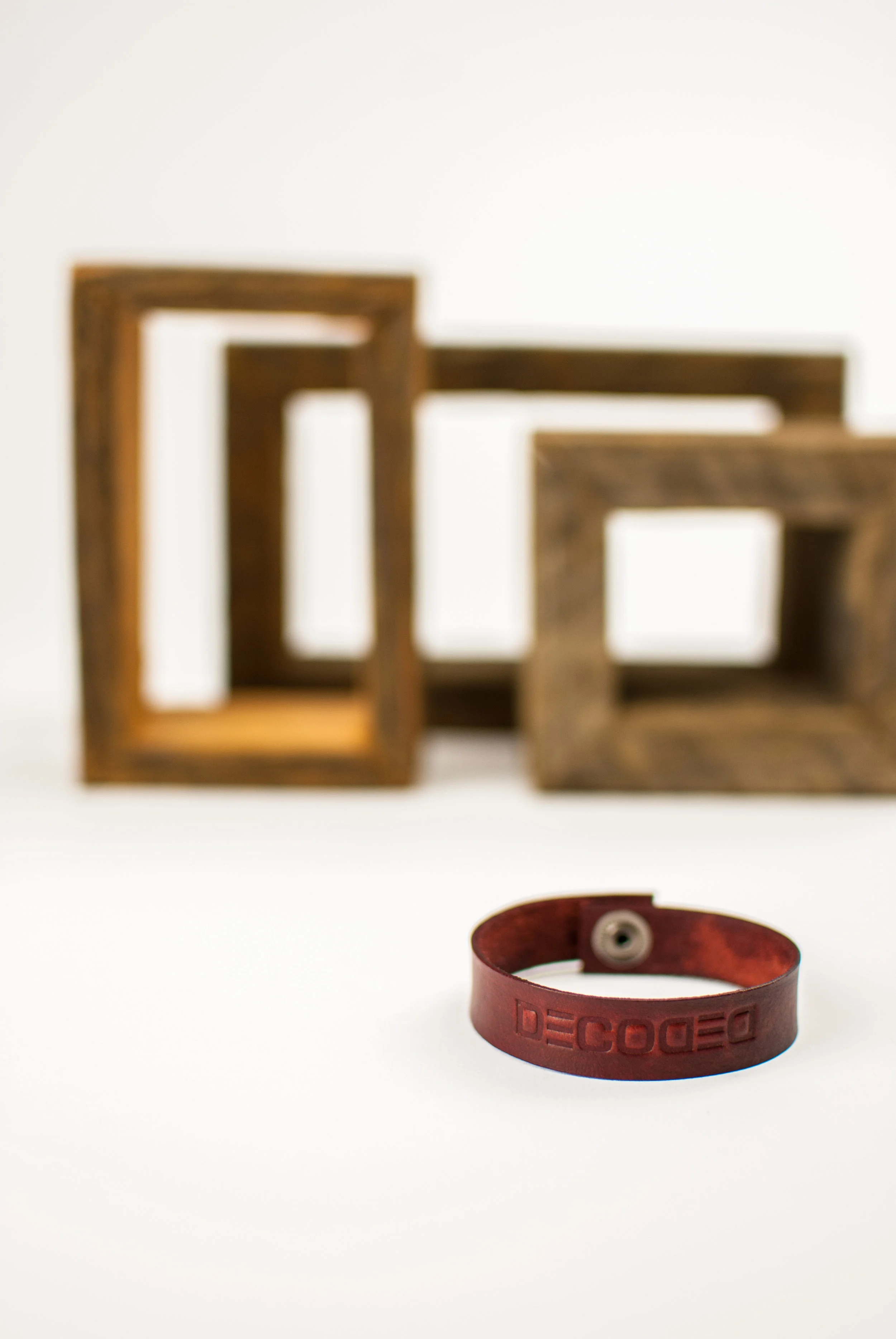 DECODED ARTISANS LEATHER BRACELET