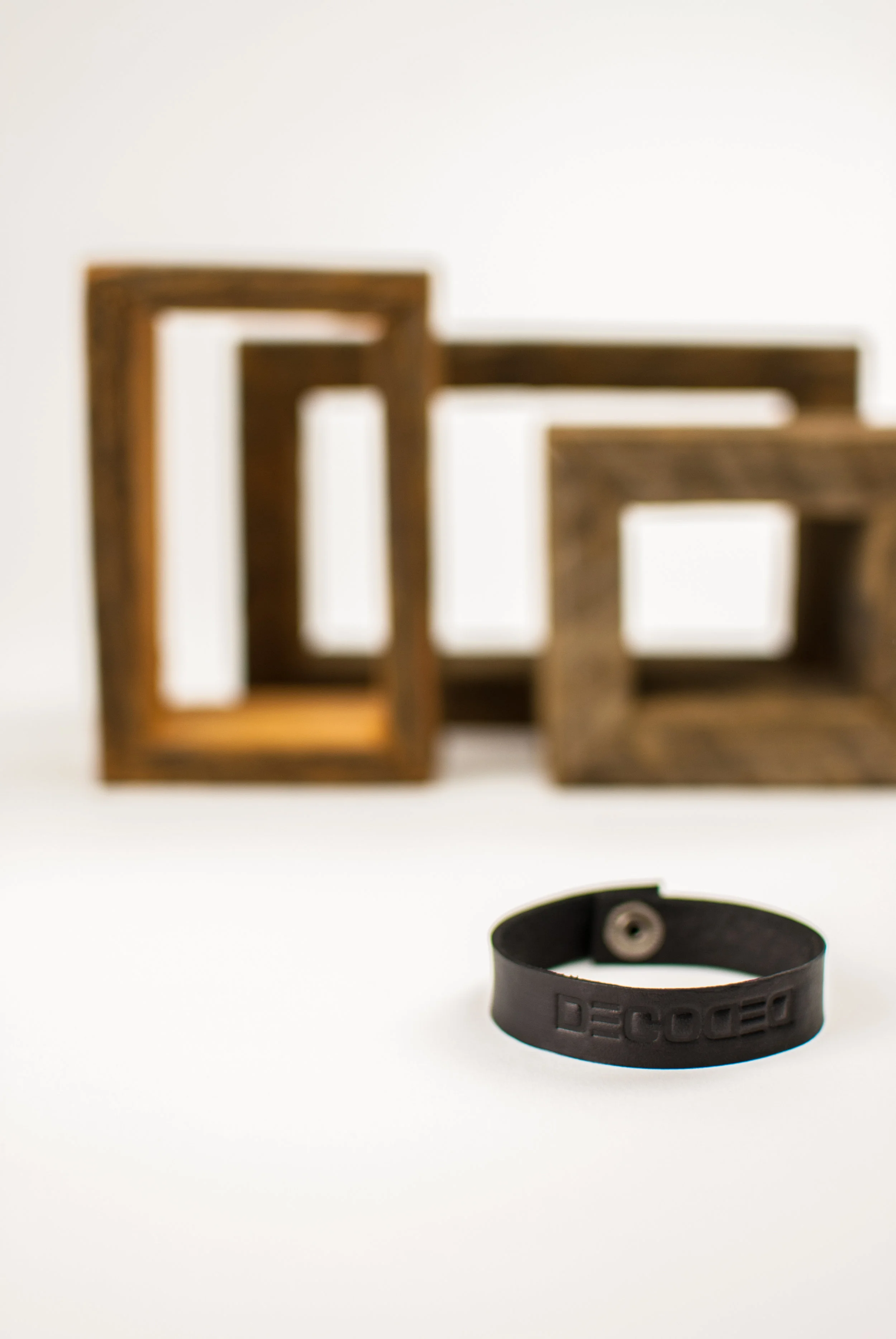 DECODED ARTISANS LEATHER BRACELET