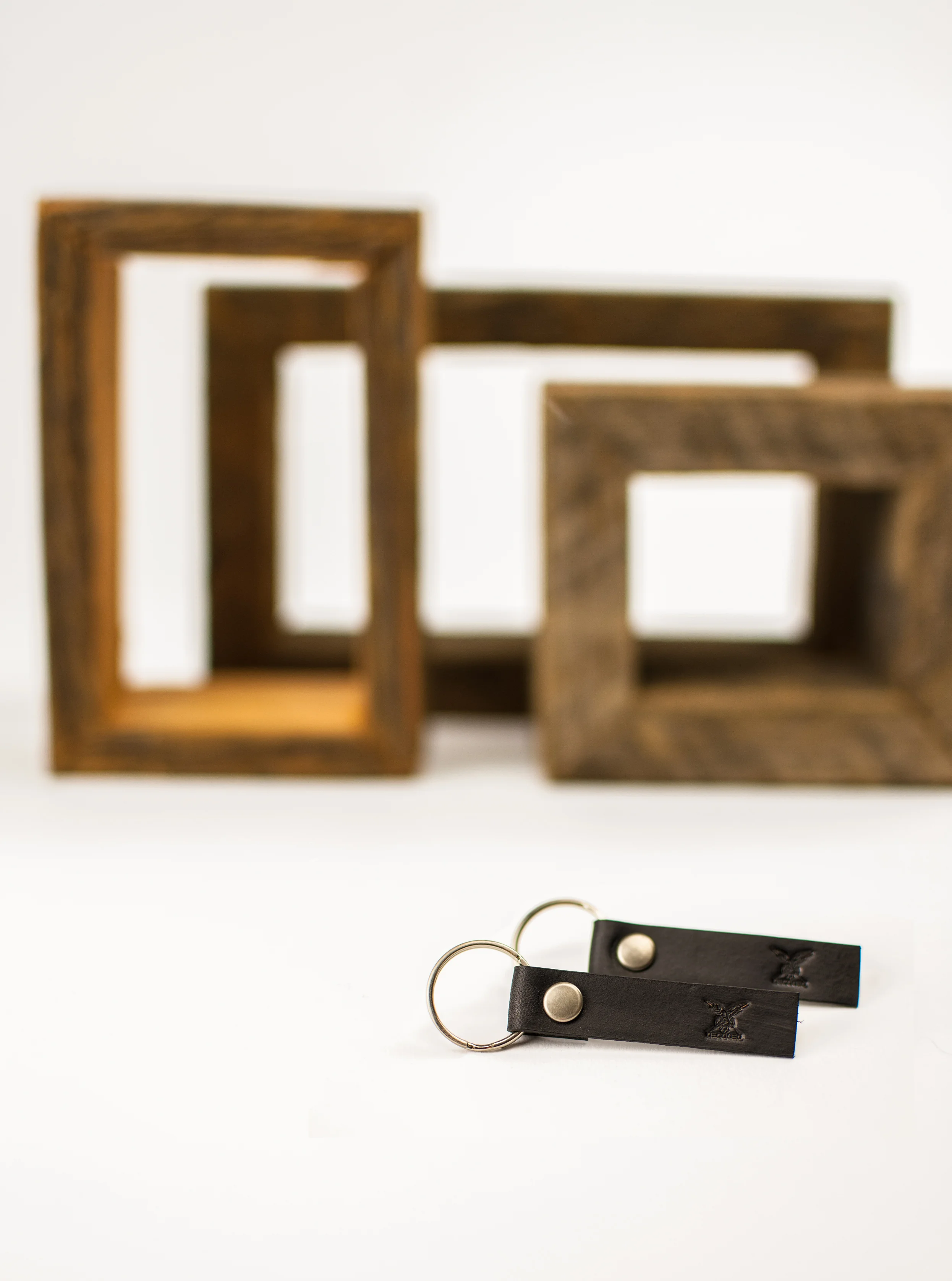 DECODED ARTISANS LEATHER KEYCHAIN