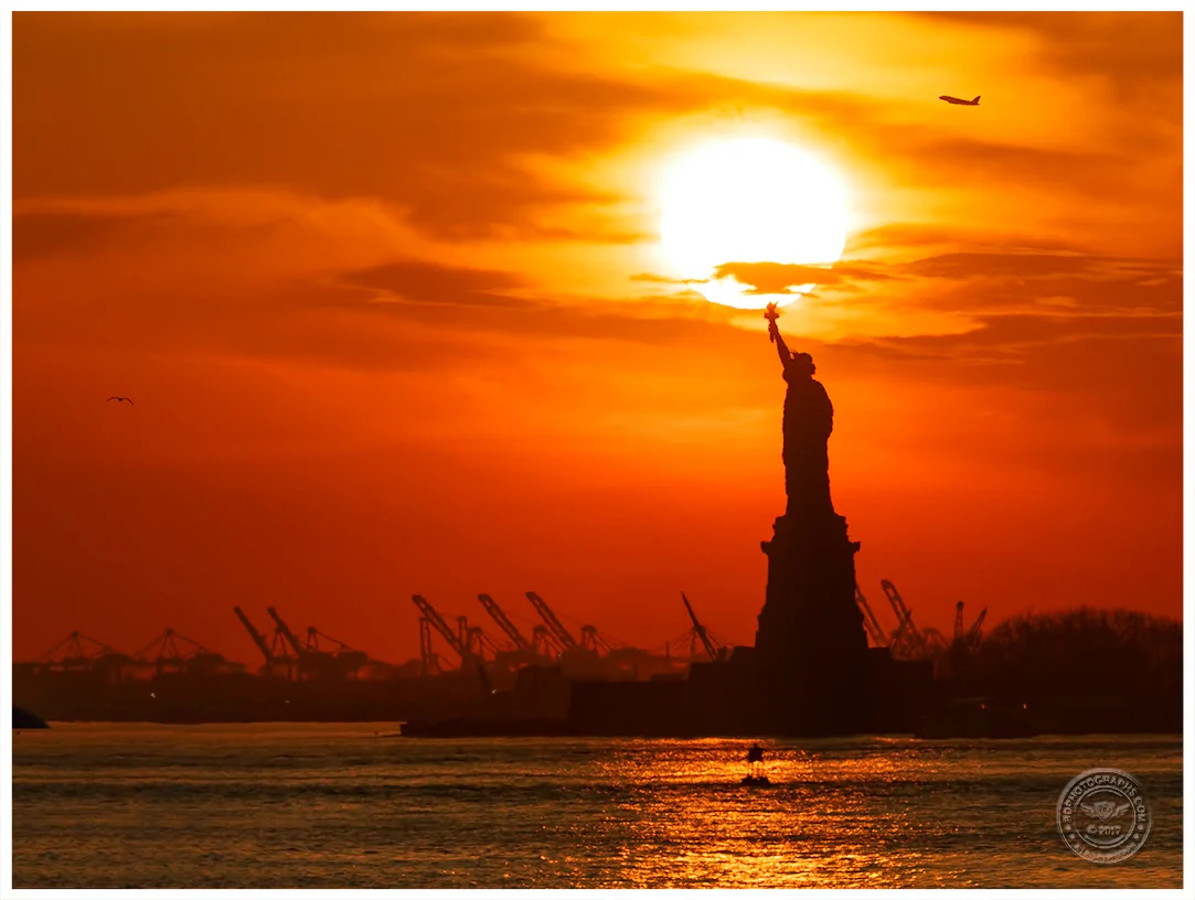 Statue-Sunset-III.jpg