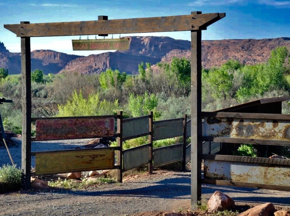 moab-panorama-oasis_welcome.jpg
