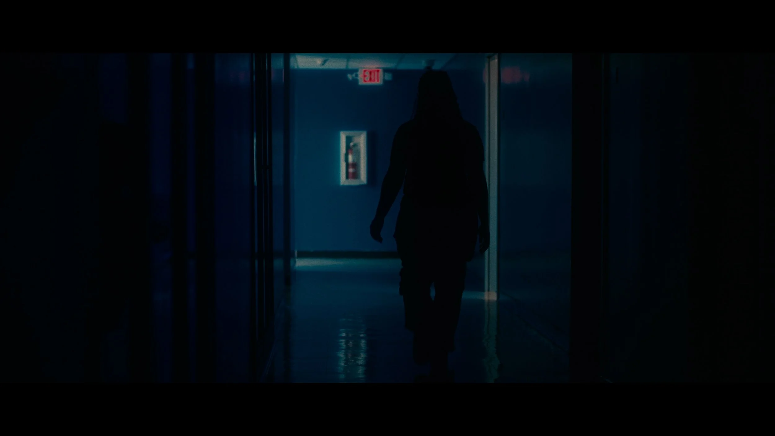 west_end_neighborhood_house__in_our_house (2160p).00_00_10_18.Still020.jpg