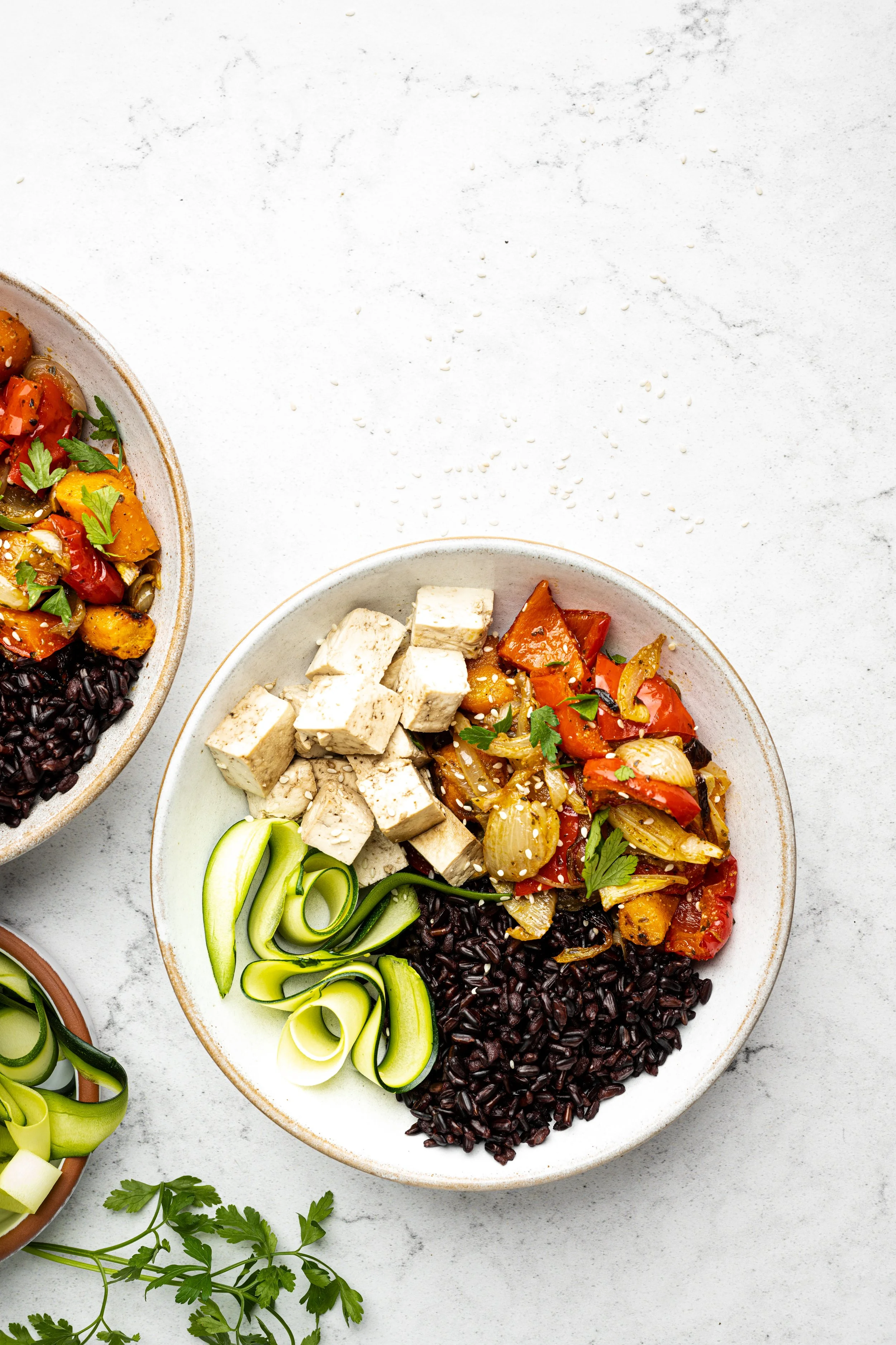 Roasted_veggie_brown_rice_bowl_ID722056_var_11.jpg