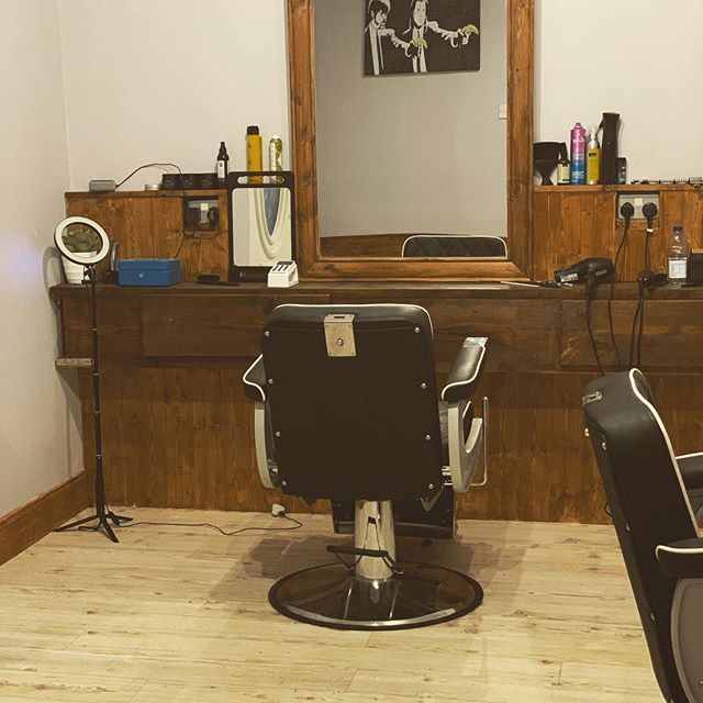As a few of you may already be aware we have decided to extend duke street and add 2 stations and a booking system to compliment the busy side of our walk in shop 
Unfortunately it meant we had to close the shop at king street to do so, any appointme