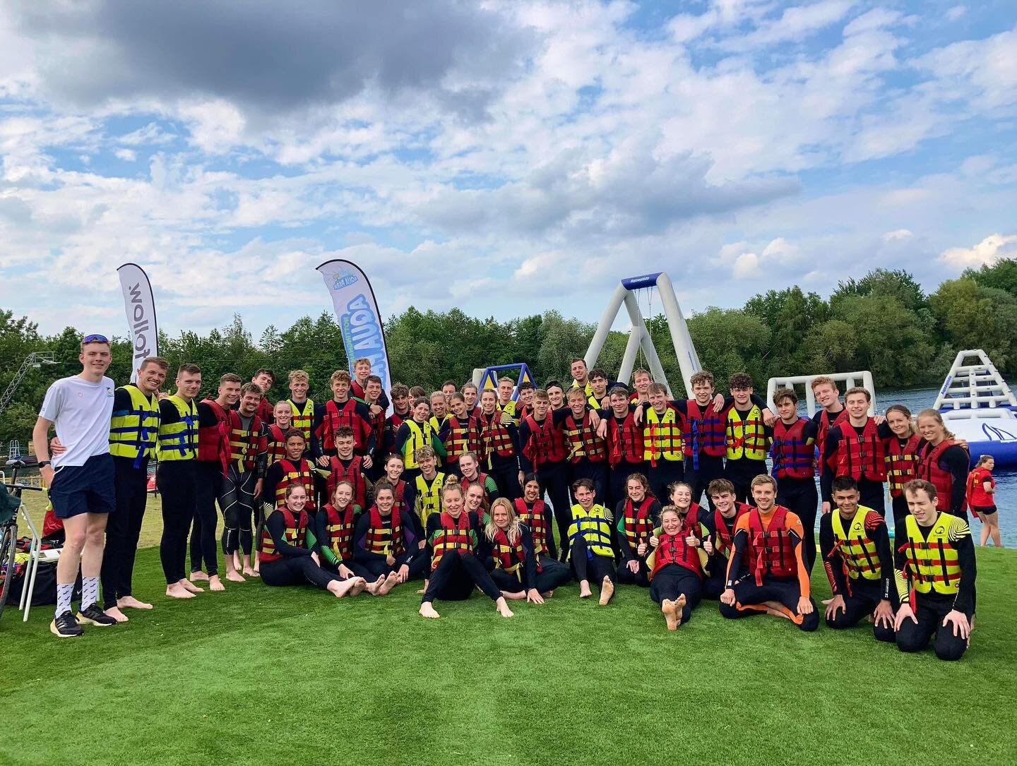 💚💛End of Exam Social💚💛

Last Friday we took to the aqua park at Spring Lakes for our end of exams social. An hour to let off some post-exam stress followed by a BBQ and the club awards. And obviously we had to take a dip at Ocean&hellip;

Congrat