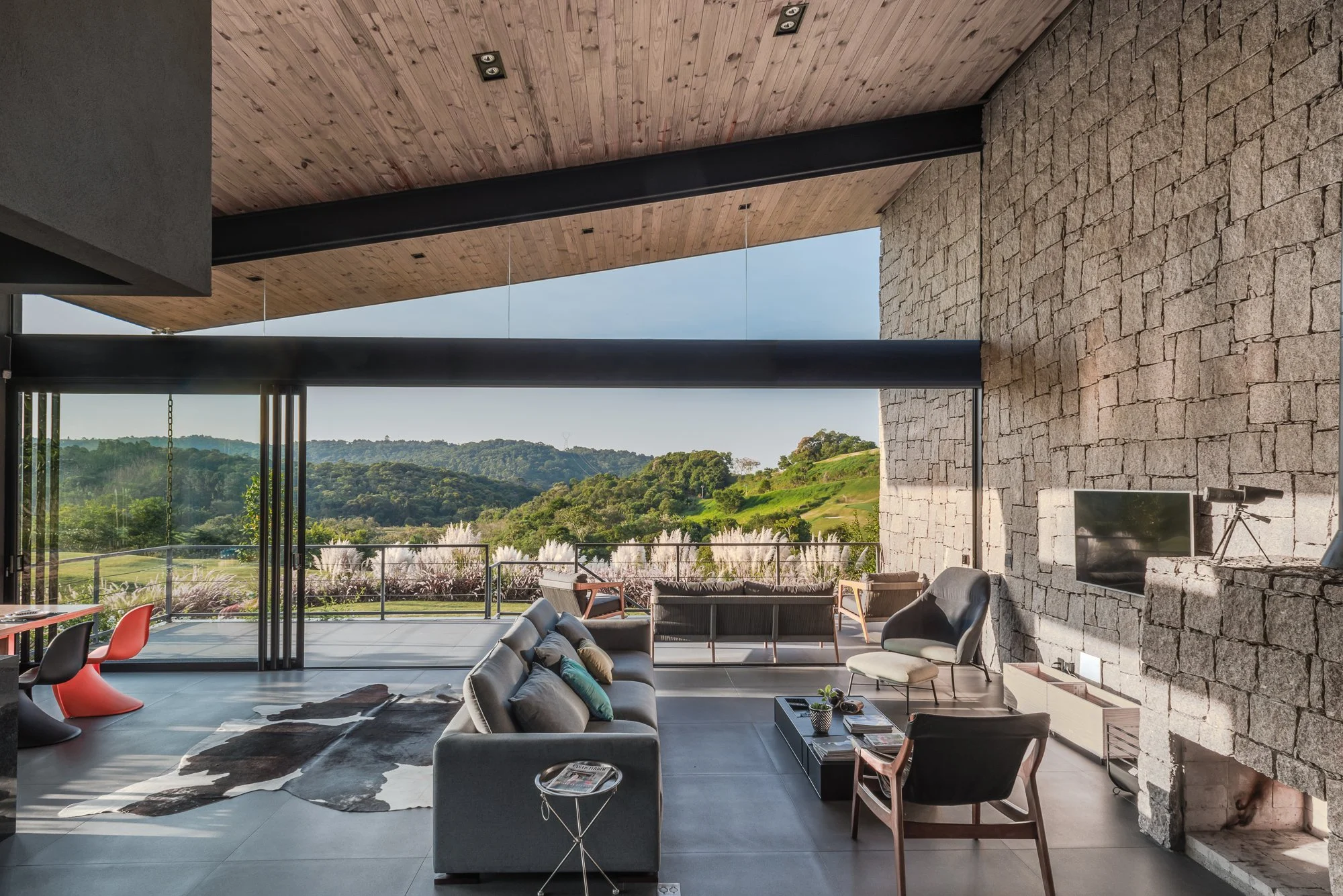 Paula Bittar Arquitetura - São Roque - Vila da Mata @escanhuela