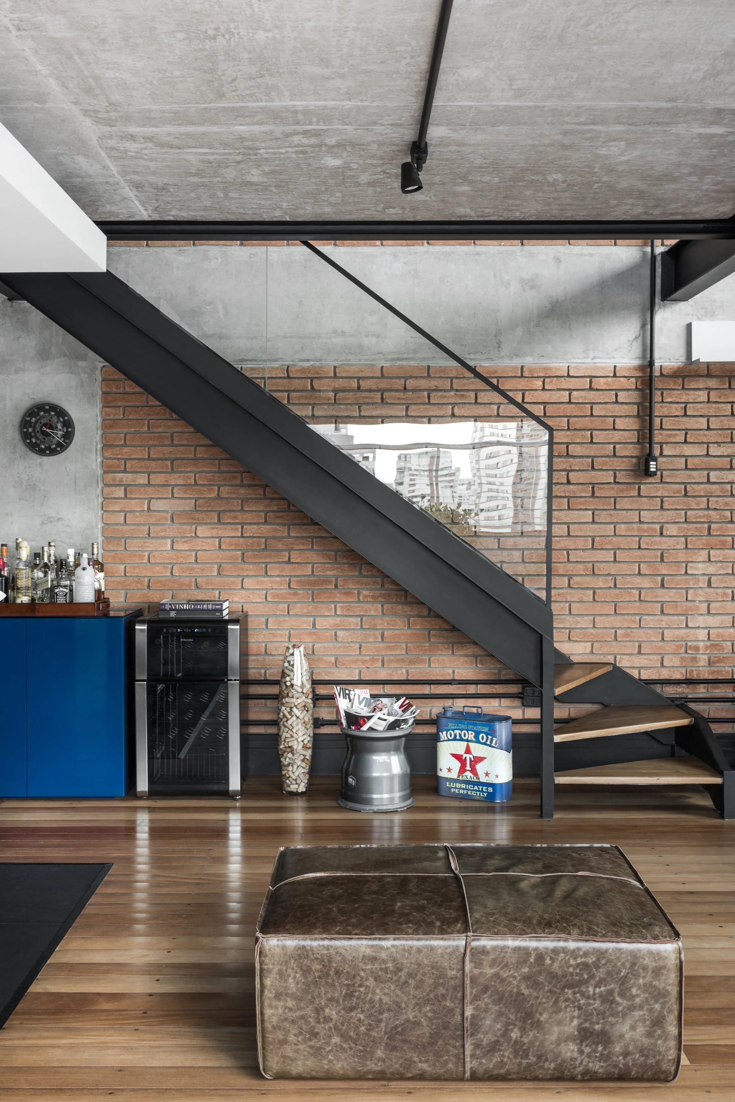 Paula Bittar Arquitetura - Loft Itaim - Revista A&C  @escanhuela