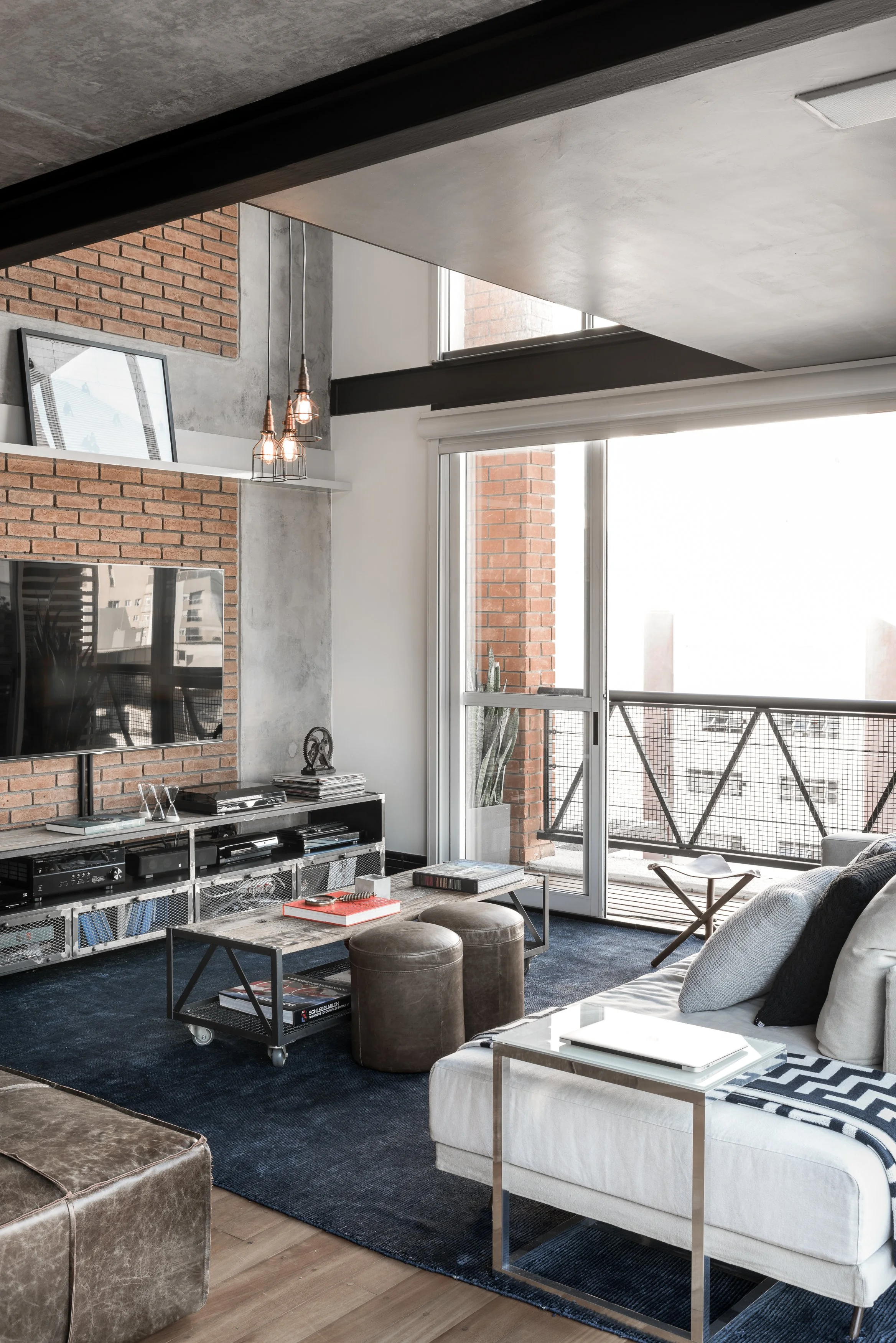Paula Bittar Arquitetura - Loft Itaim - Revista A&C  @escanhuela