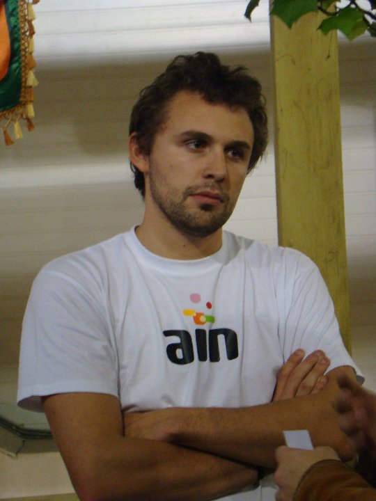 Portrait_03_AIN.jpg