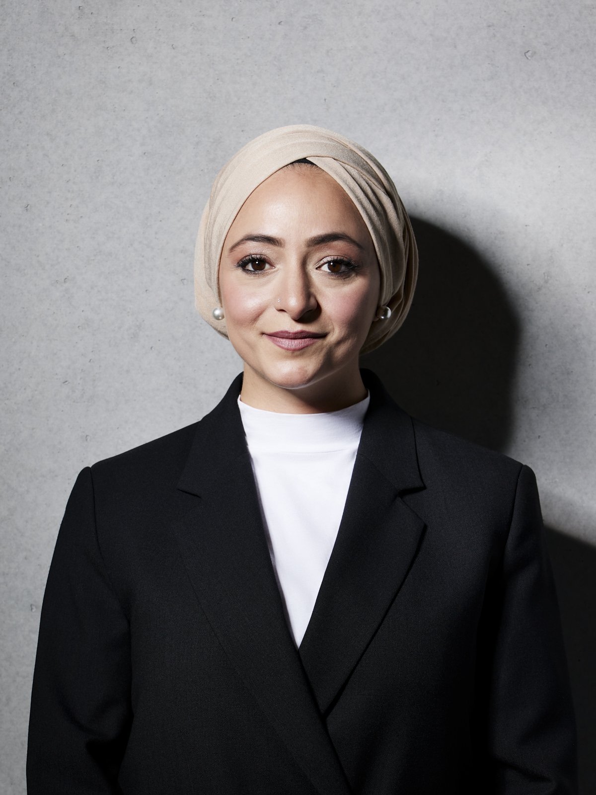 Sevda Portrait_JPEG 4,3 1600.jpg