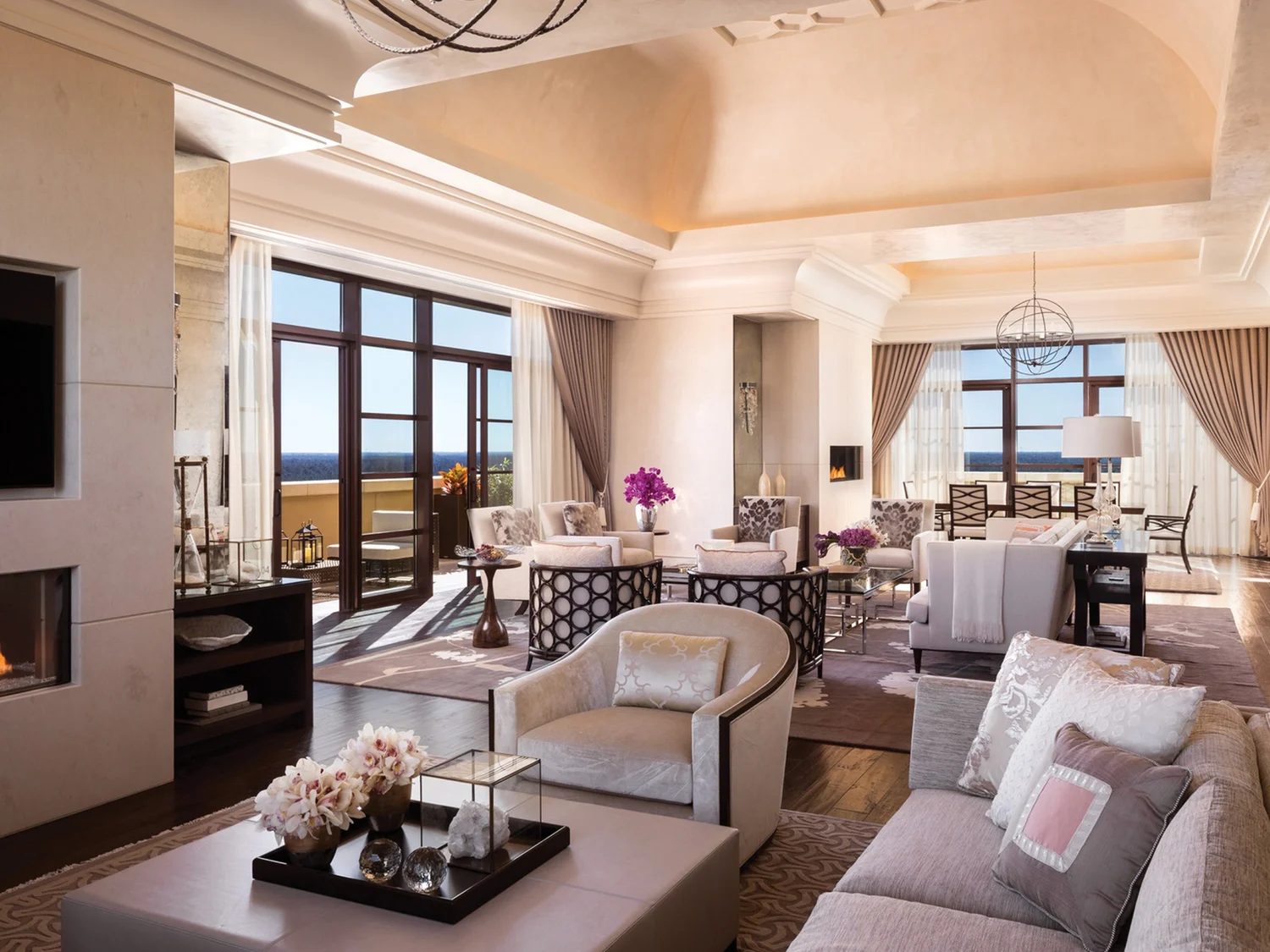 Four Seasons Hotel Interior