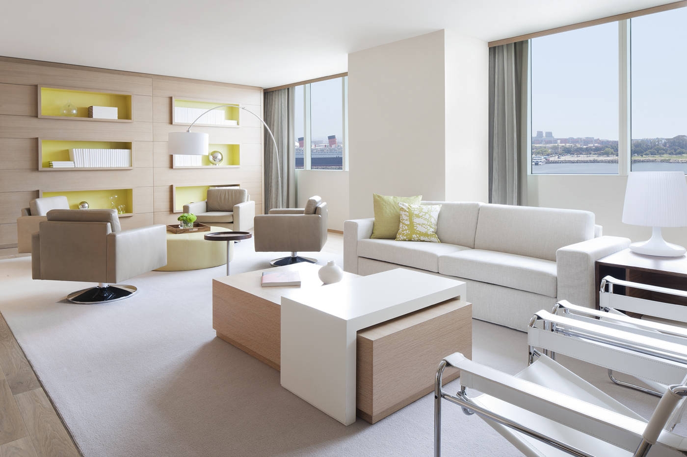 Hyatt Regency Long Beach Suite