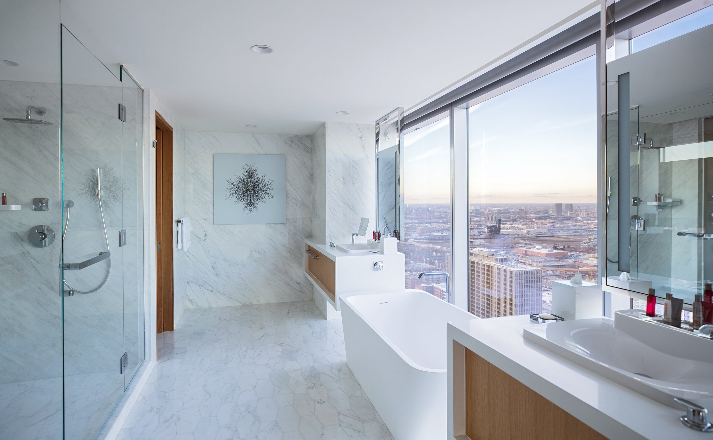 Marriott Marquis Chicago Presidential Suite Bathroom