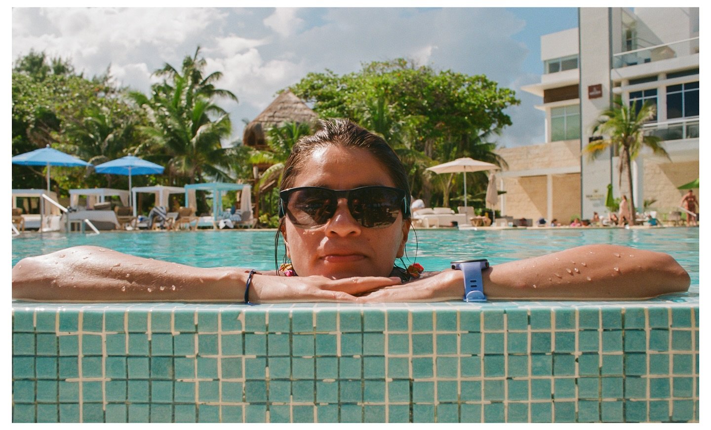 Postcards from the Playa
Minolta X700 | Kodak Gold

#madewithkodak #kodakgold200 #filmphotography #minoltagang #35mm