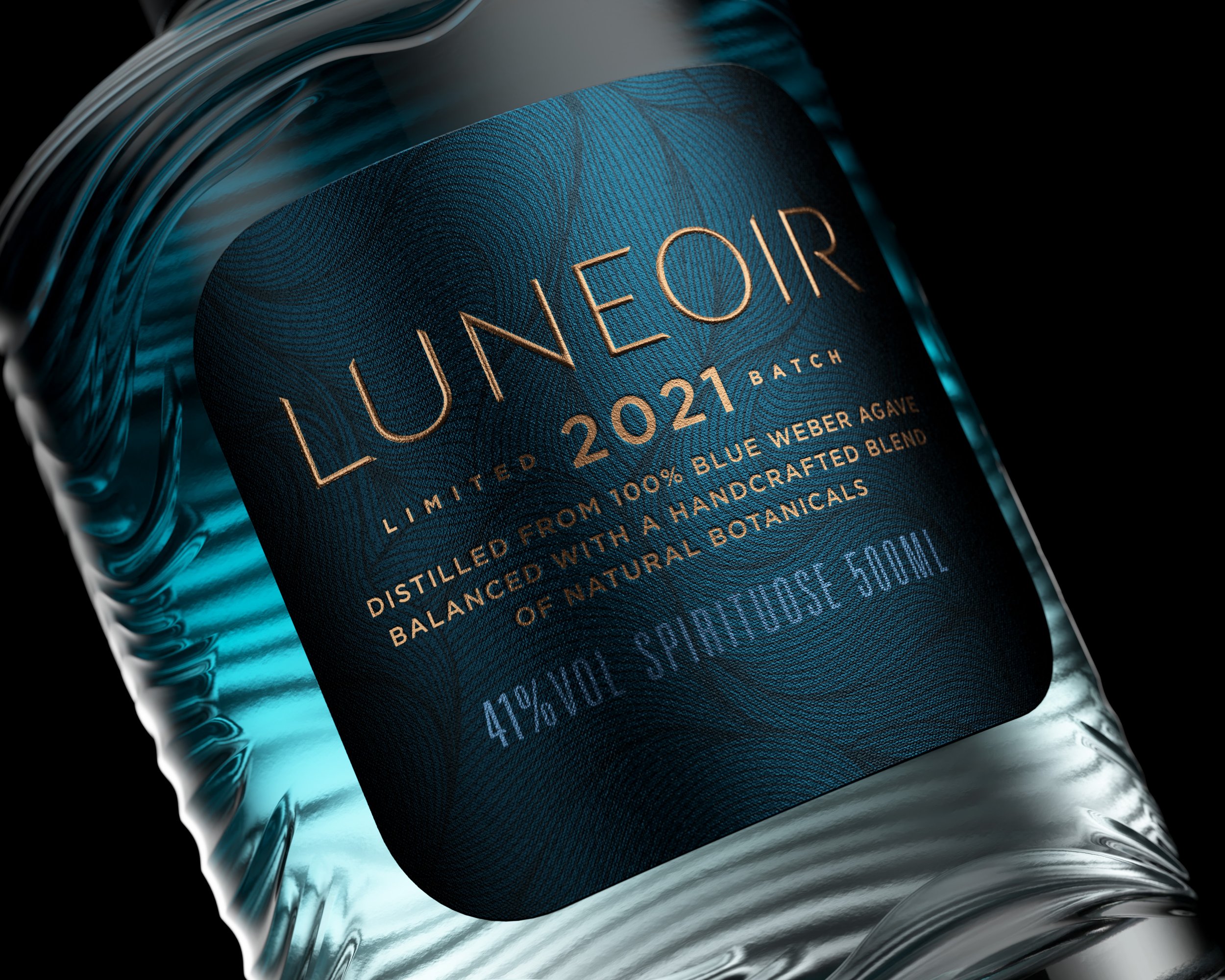 Luneoir Bottle Closeup.jpg