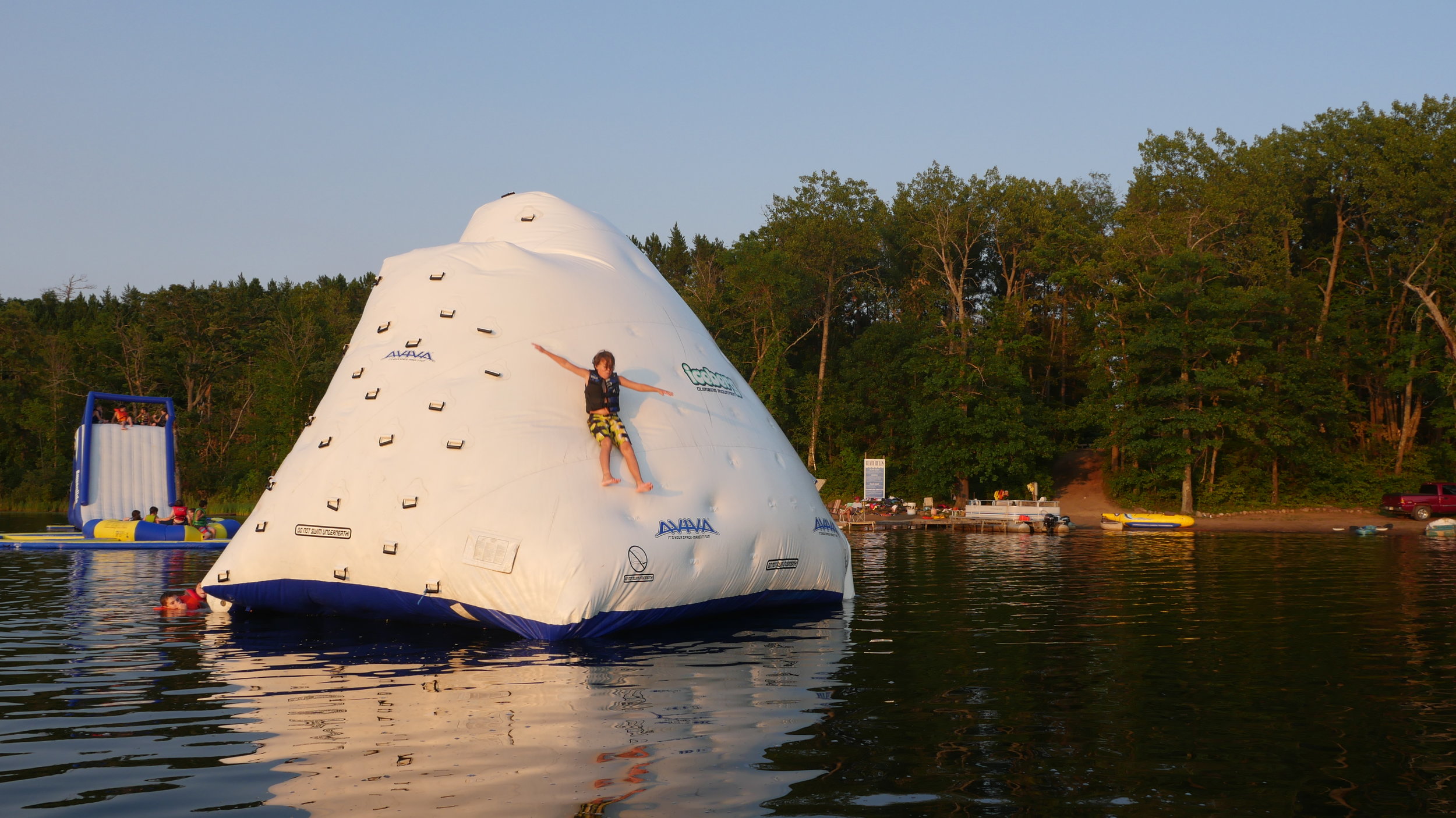 Ice-Berg-Lake-Raft.JPG