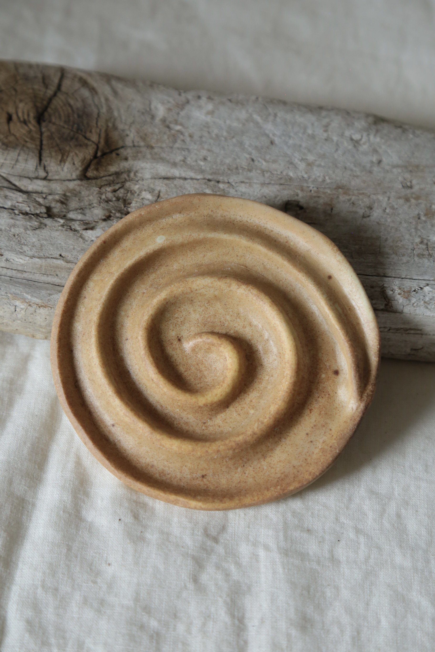 Woodfired Spiral Dish 01