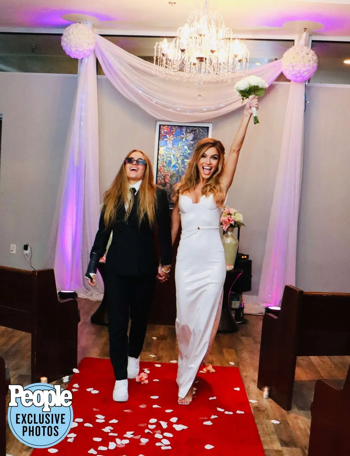 The Untold Celebrity History of Las Vegas Wedding Chapels