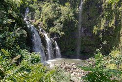 10_6_Upper_Waikani_Falls.jpeg