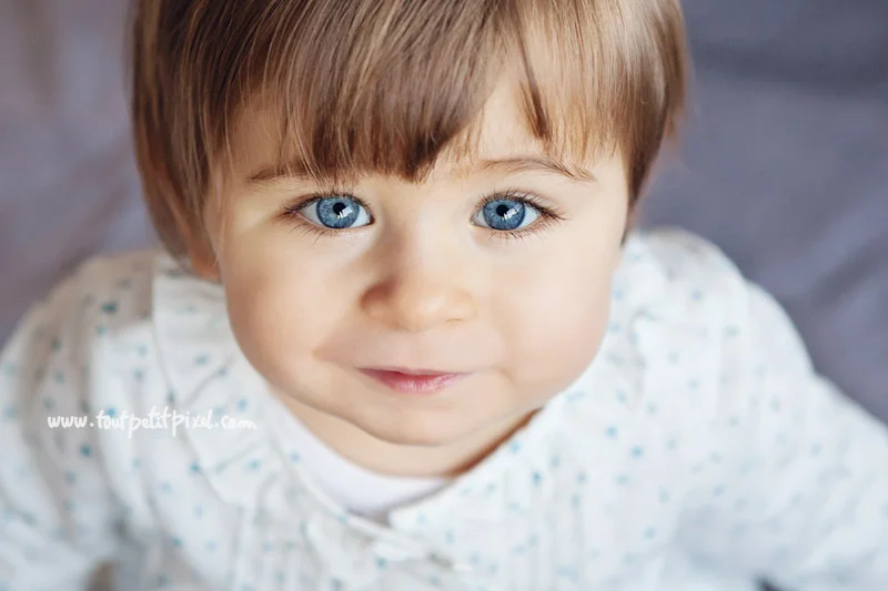 bebe-1-an-yeux-bleus.jpg