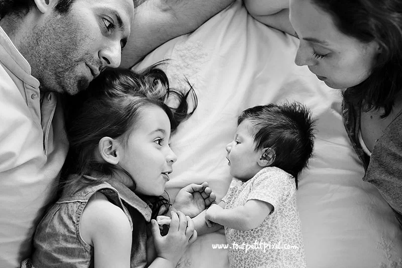 nouveau-ne-et-sa-famille.jpg