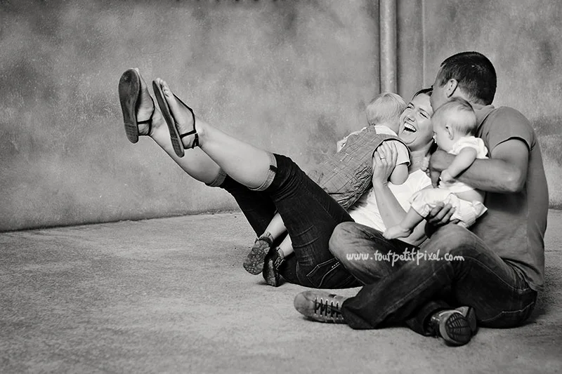 photo-de-famille-joyeuse-et-originale.jpg