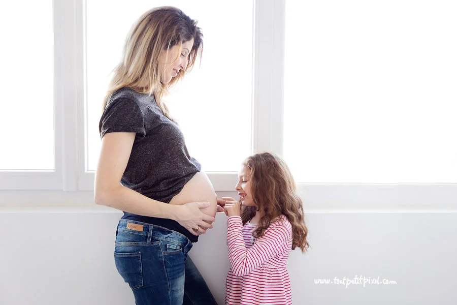 photographe-femme-enceinte-catalogue.jpg
