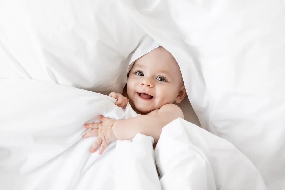 Photographe Bebe Marseille Portraits Sous La Couette Photographe Bebe Et Enfant A Aubagne Pres De Marseille Tout Petit Pixel Photographe Bebe Marseille Portraits Sous La Couette Photographe Bebe Et Enfant A Aubagne Pres De Marseille Tout Petit Pixel