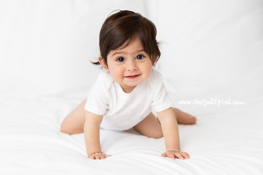 Bebe Mannequin Des Photos De Bebes Et D Enfants Pleines De Vie A Marseille Photographe Bebe Et Enfant A Aubagne Pres De Marseille Tout Petit Pixel