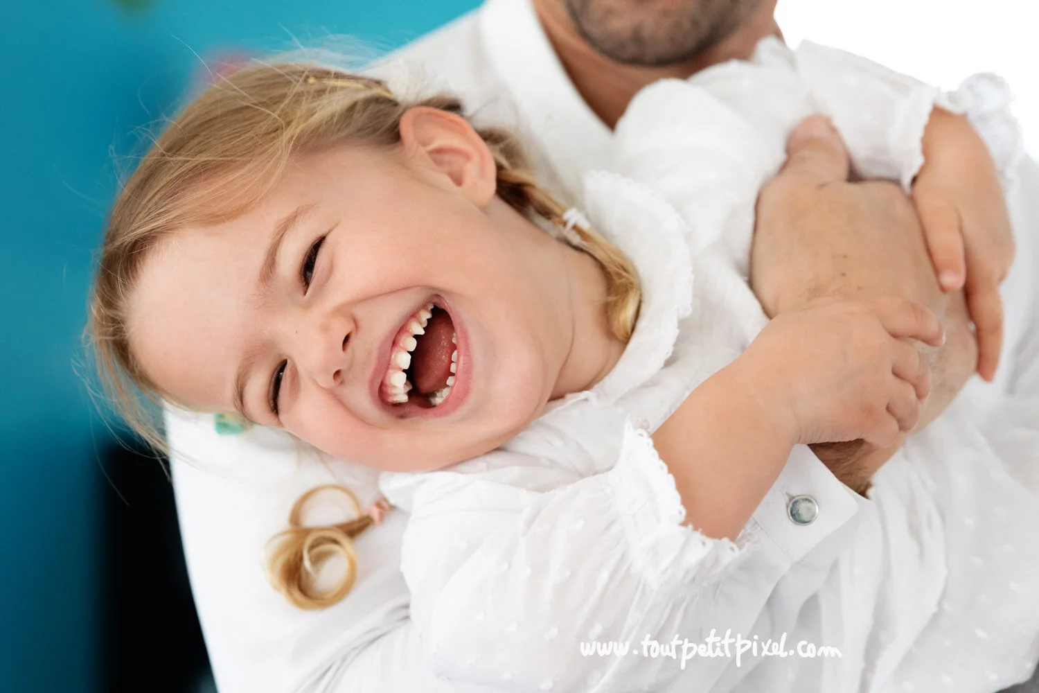 Une Seance Photo Famille Un Peu Speciale Photographe Bebe Et Enfant A Aubagne Pres De Marseille Tout Petit Pixel