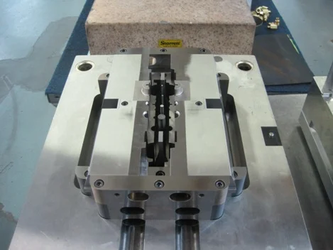 Mold Base 3.jpg
