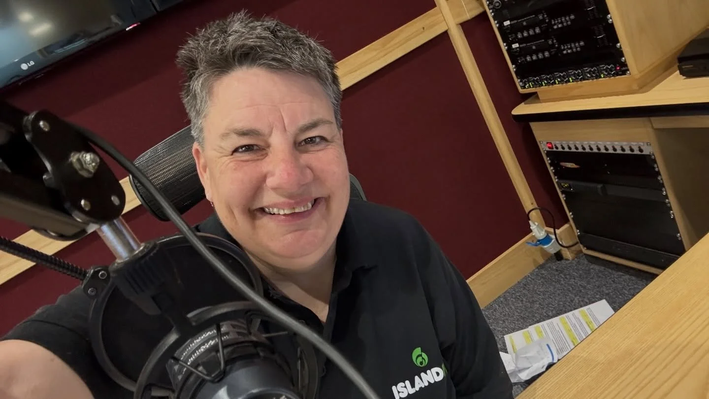 A week of the breakfast show in Guernsey 😎
Radio will always be my favourite thing to do 📻🎙️