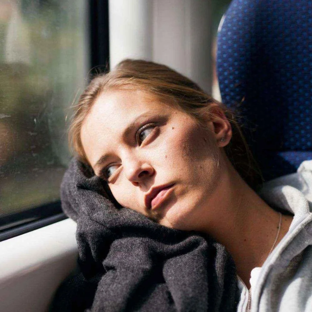 Thumbnail for How to deal with homesickness? 8 tips to ease homesickness