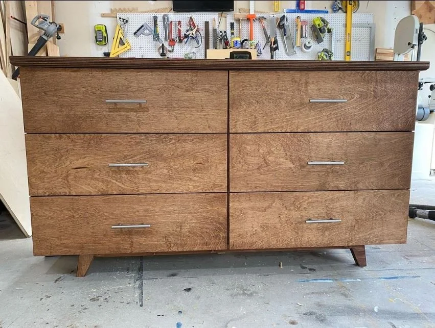 Sofia Dresser