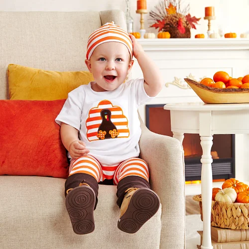94061_Thanksgiving_Kids_HP_2014_1027_CAREY1.jpg