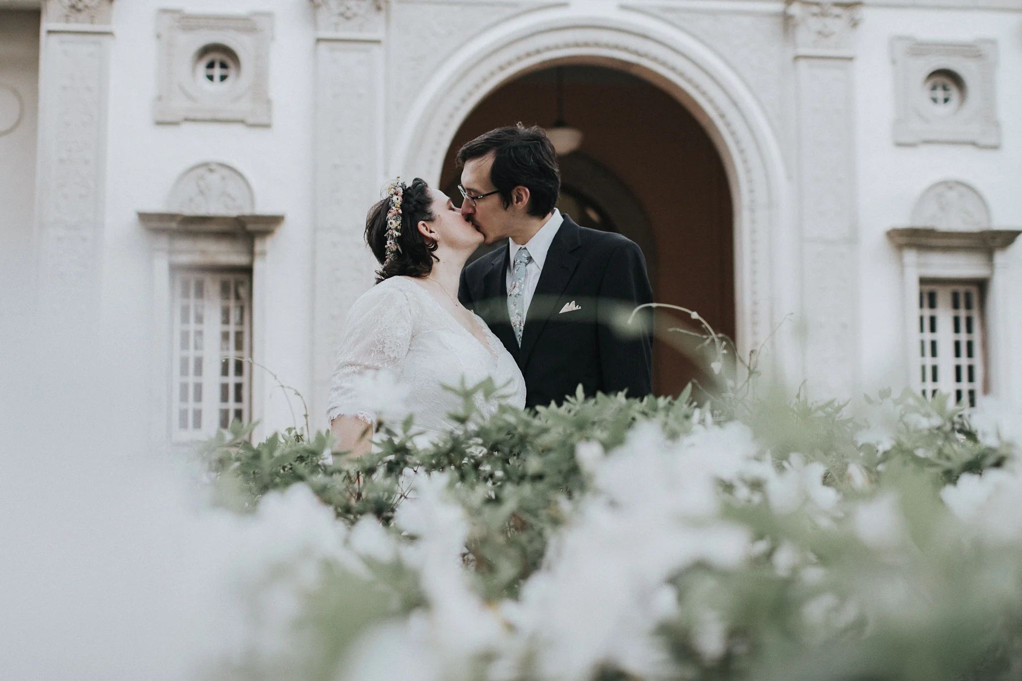 Katelyn + Marc: A Houston Heights Handfasting Elopement