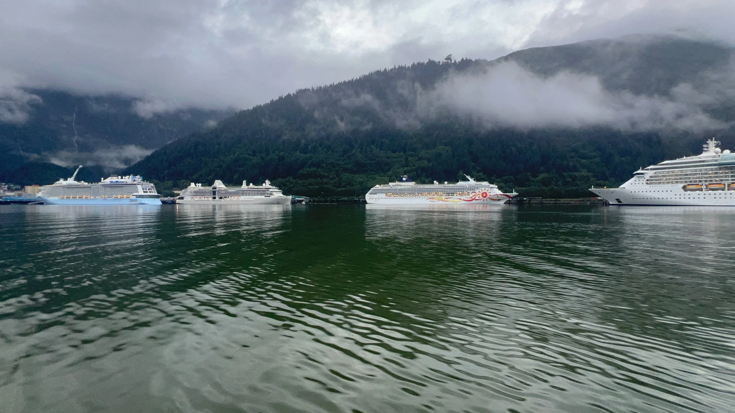 Juneau on a Cruise vs. Overnight: Which Is Better for First-Time Visitors?