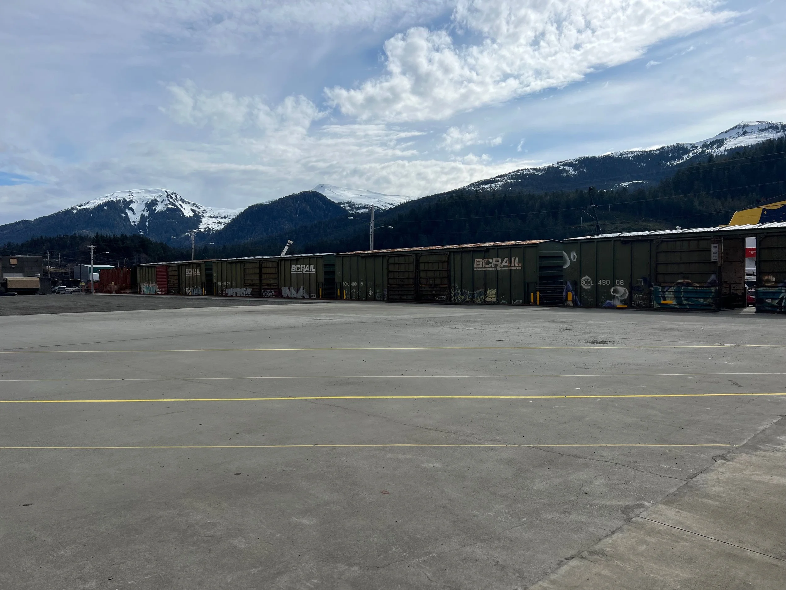 Ketchikan Cruise Port Guide: Downtown Berths vs. Ward Cove, Shuttles, Walking, and What to Expect