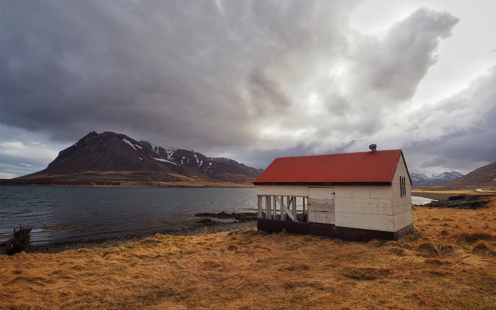 2016-iceland-on-the-roadi-01.jpg