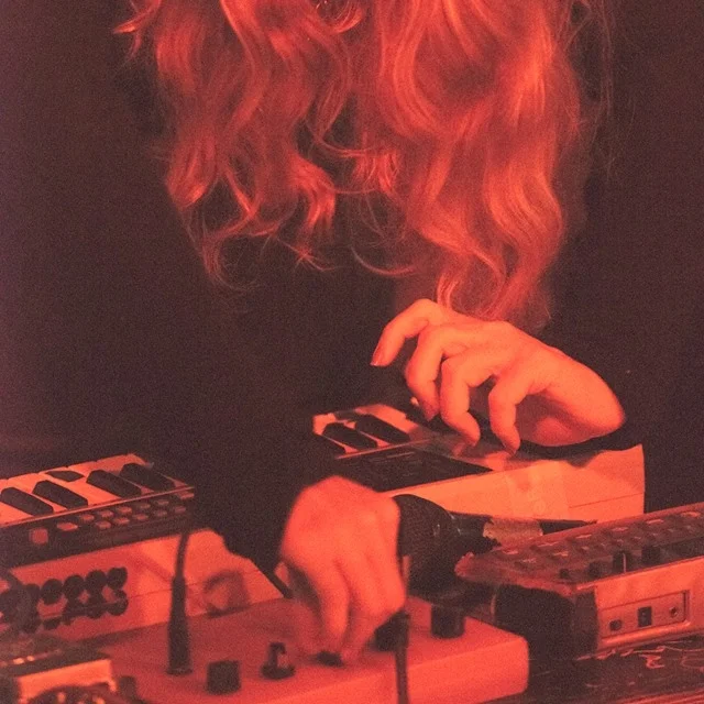36959425_1545393938899155_1558836905246720_n.jpg
