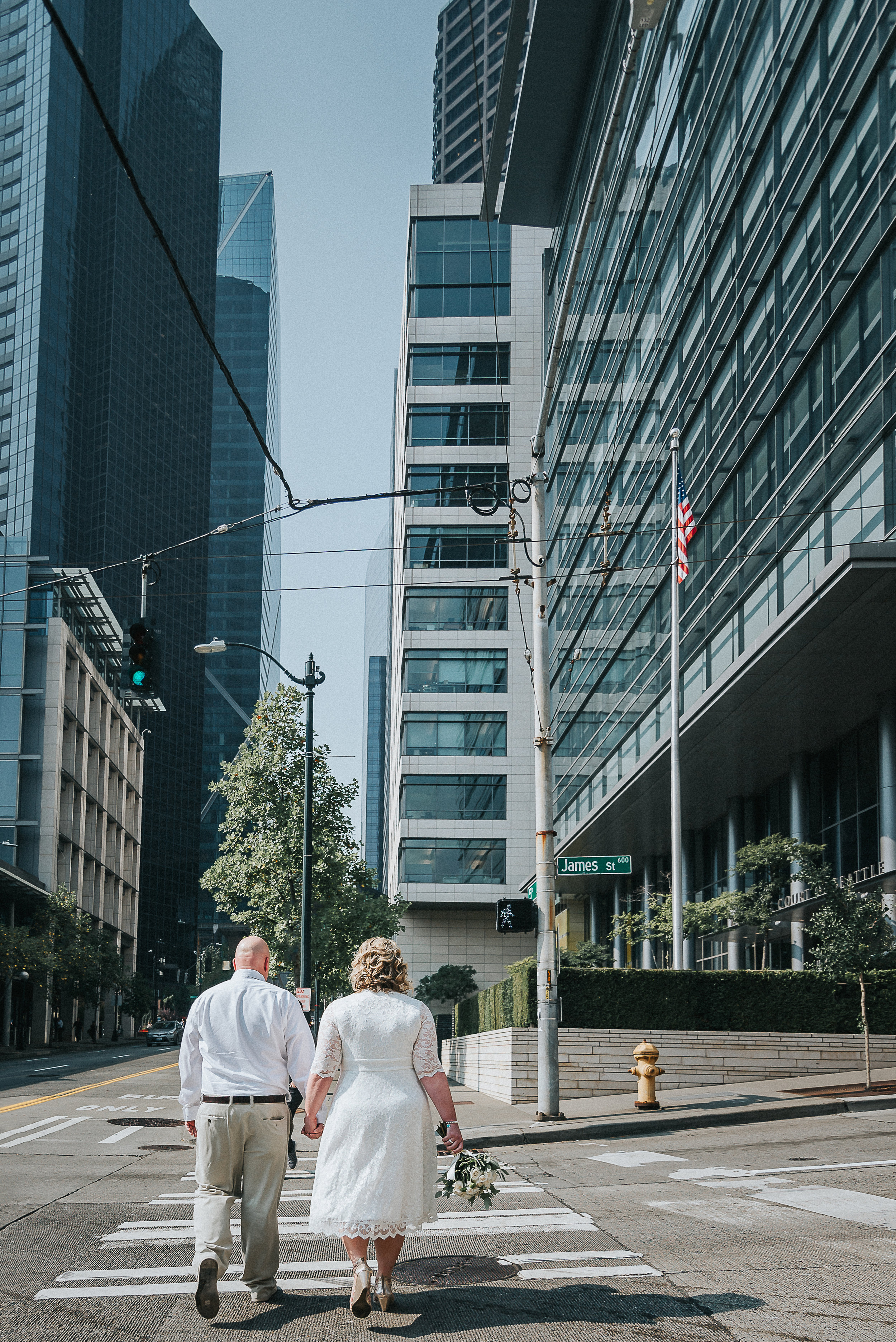 2cedarsphoto-seattle-courthouse-wedding--16.jpg